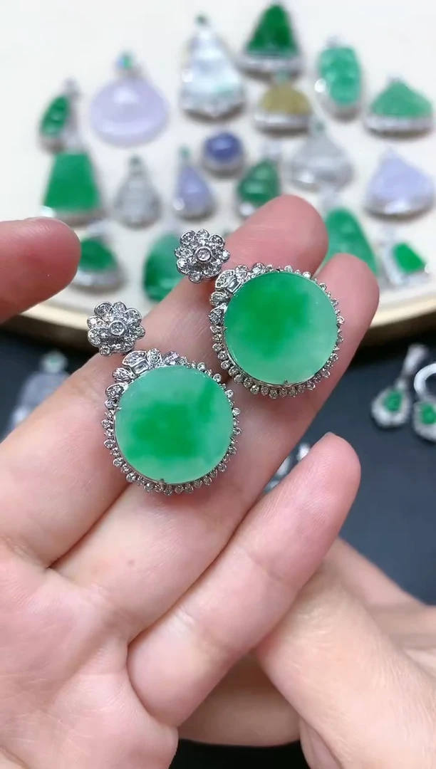 【闪购商品】翡翠吊坠(不含链)18K金镶嵌多样性发其一S437|7980