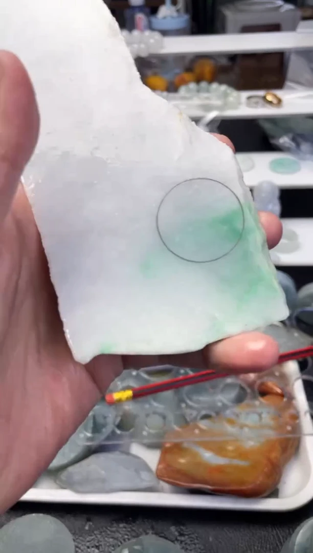 【闪购商品】翡翠把件未镶嵌N 翡翠边角料