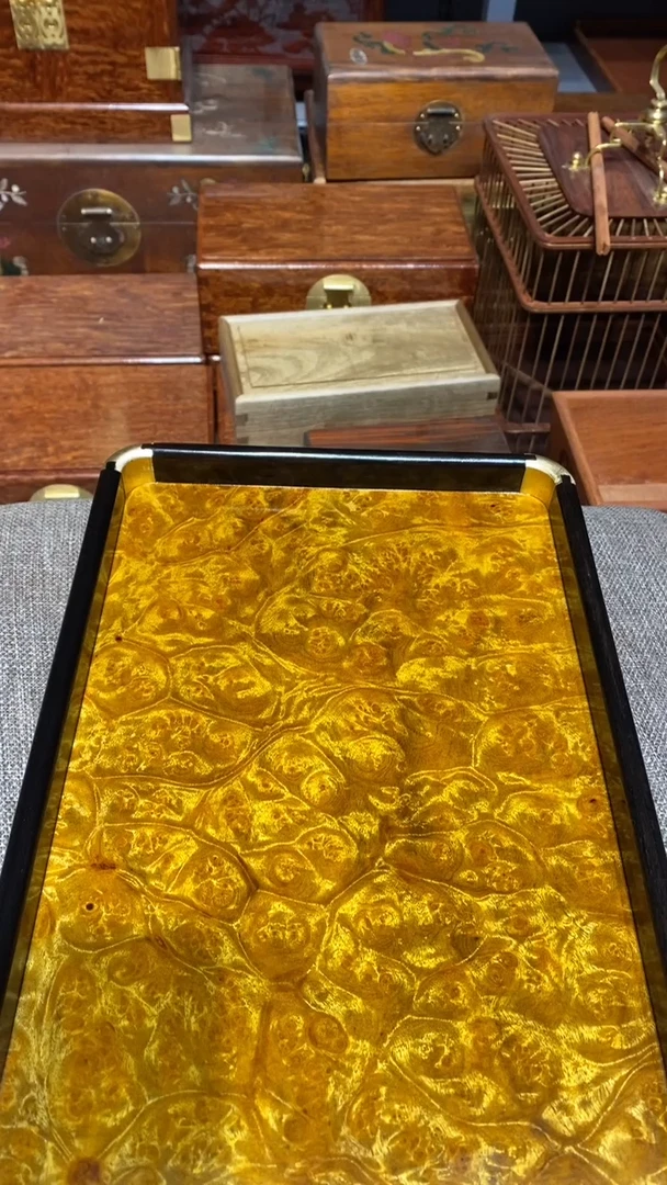 【闪购商品】香樟木木艺茶盘一个