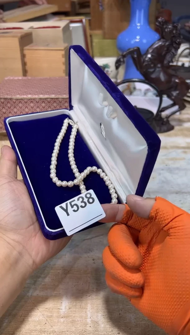 瓷片l****e直播定闪专用链接325