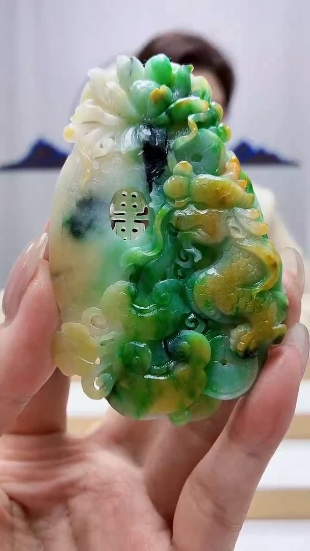 未镶嵌定制翡翠4829MM-毛货挂件50