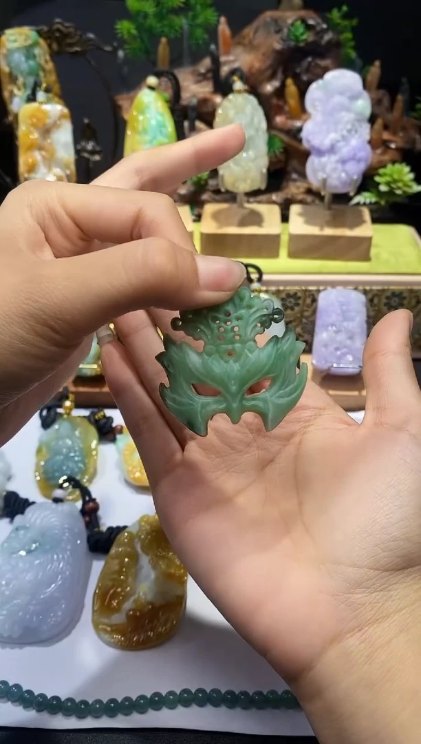 【闪购商品】定制翡翠未镶嵌翡翠A货