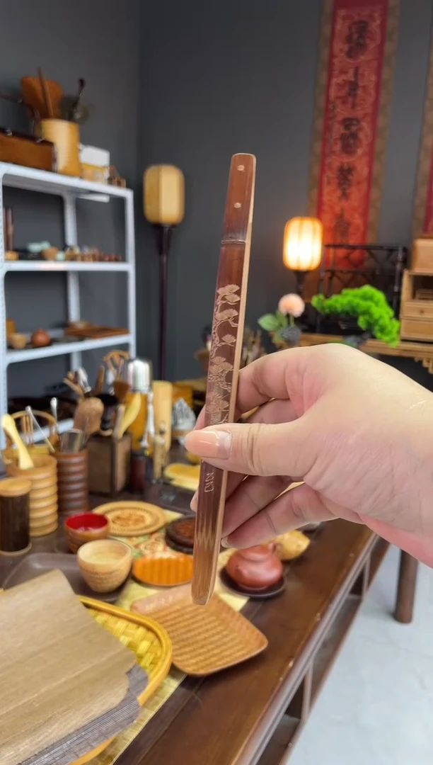 雕刻款老煤竹茶夹