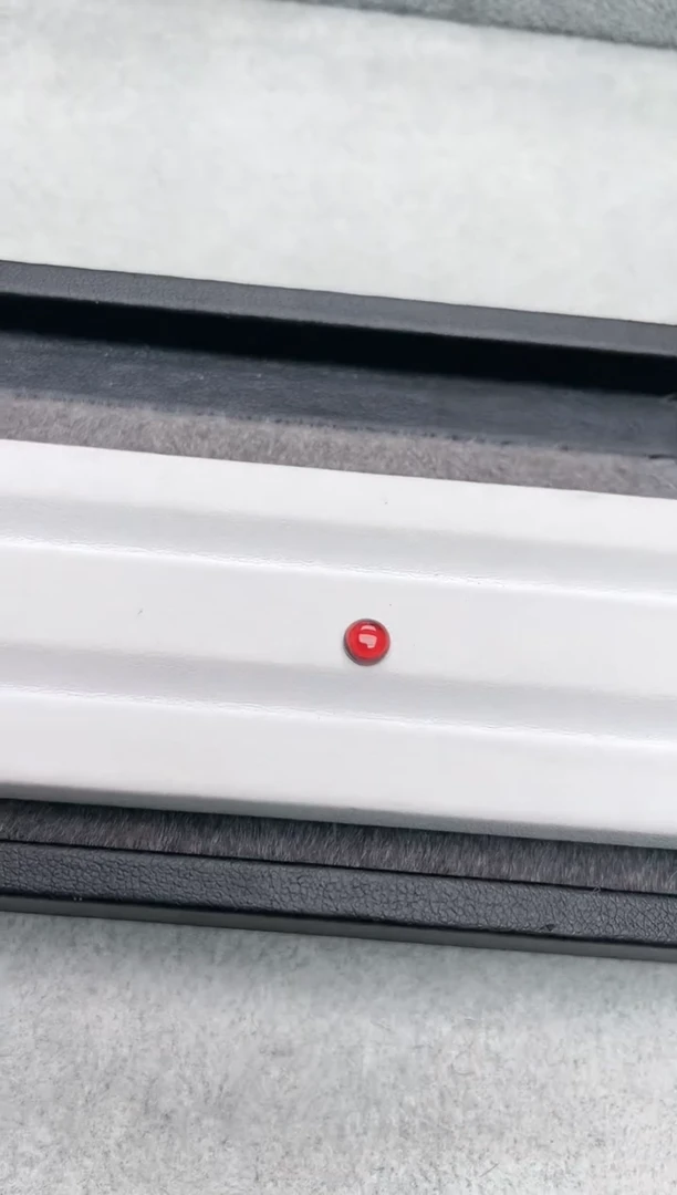 【闪购商品】石榴石裸石未镶嵌 圆 素面5x5mm