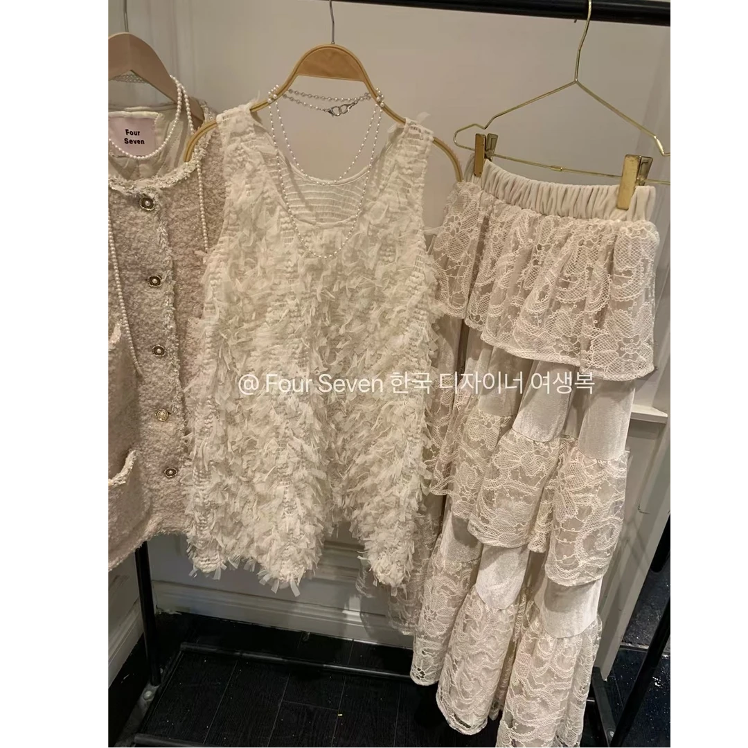 法式气质重工蕾丝拼接丝绒高腰遮肉蛋糕裙松紧腰半身裙十三行定制