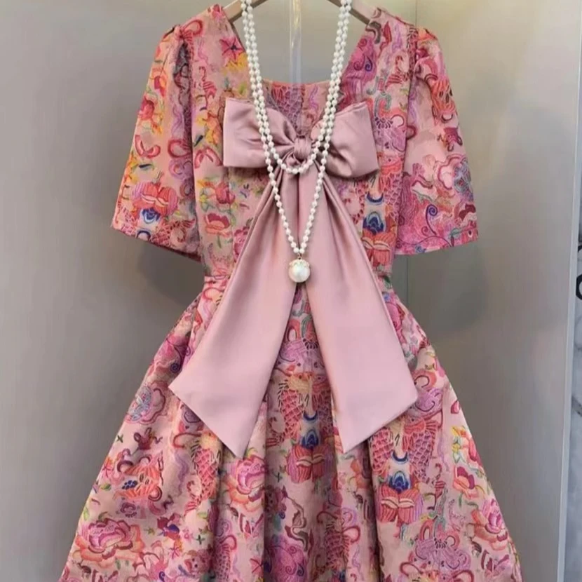 新款双面穿方领新中式国风蝴蝶结设计感2025胖妹妹个性显瘦连衣裙