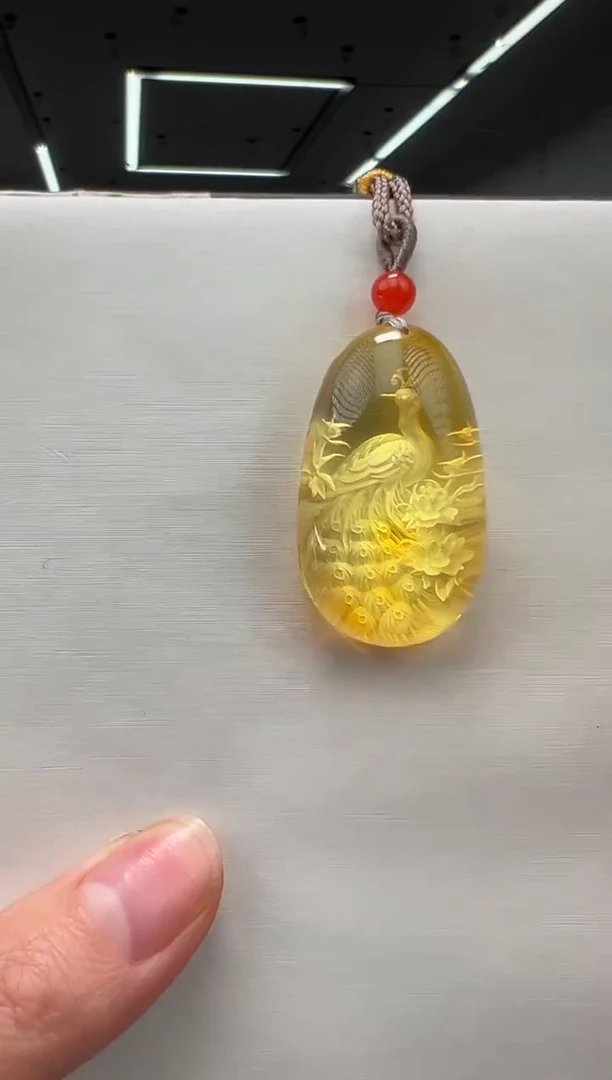 琥珀颈饰未镶嵌吊坠