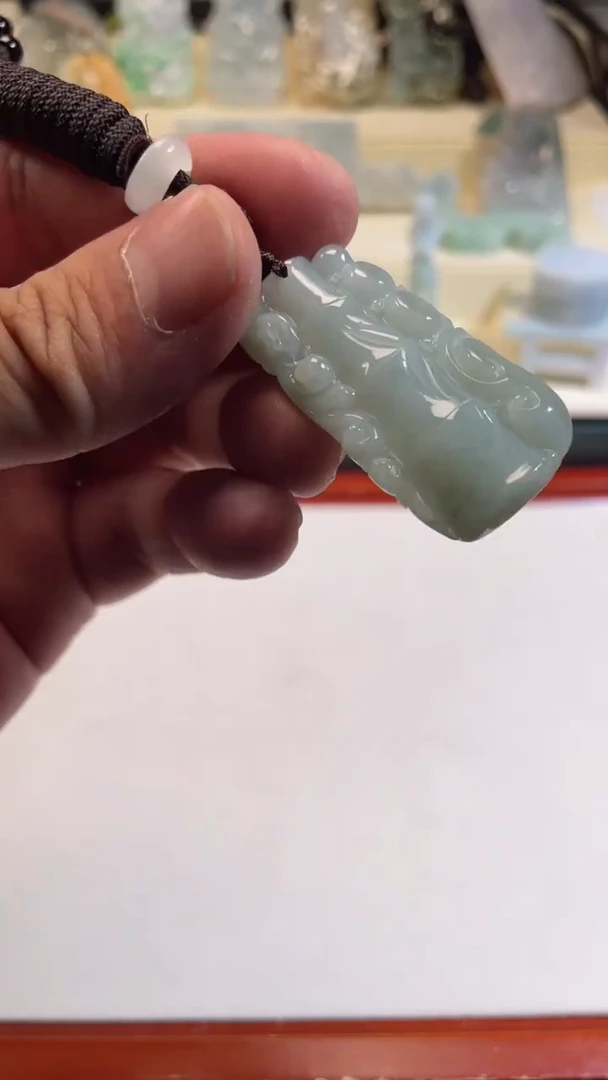 翡翠未镶嵌颈饰8/11/098