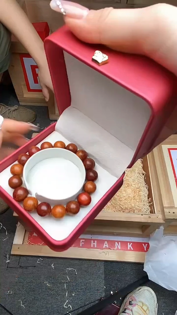精品手串 无礼盒
