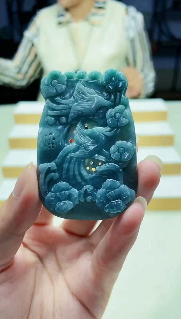 颈饰未镶嵌翡翠09170028