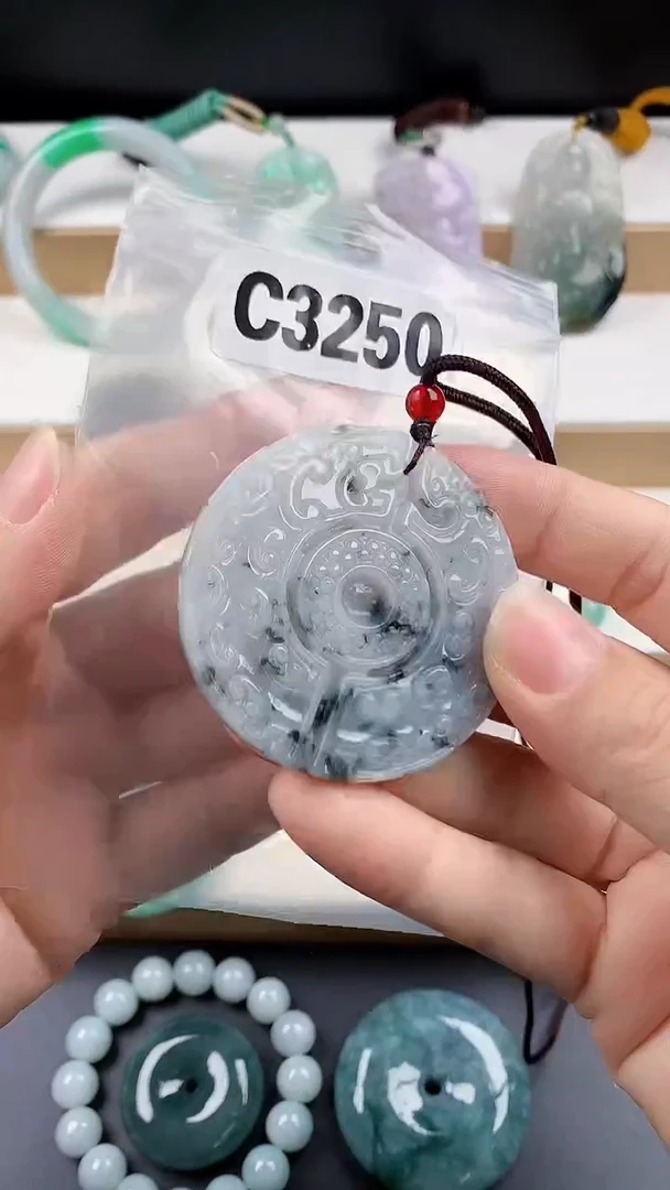 颈饰未镶嵌翡翠天然翡翠吊坠挂件