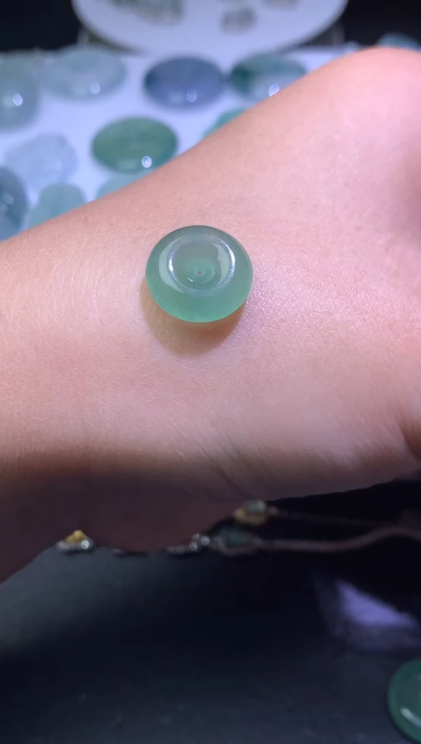 未镶嵌定制翡翠毛货