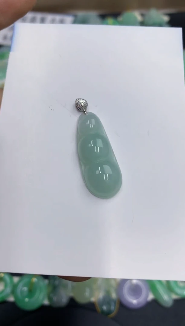 翡翠未镶嵌颈饰缅甸翡翠a货