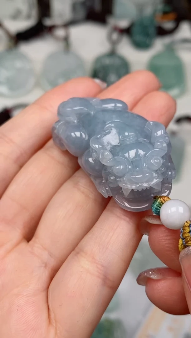 【闪购商品】翡翠颈饰未镶嵌吊坠
