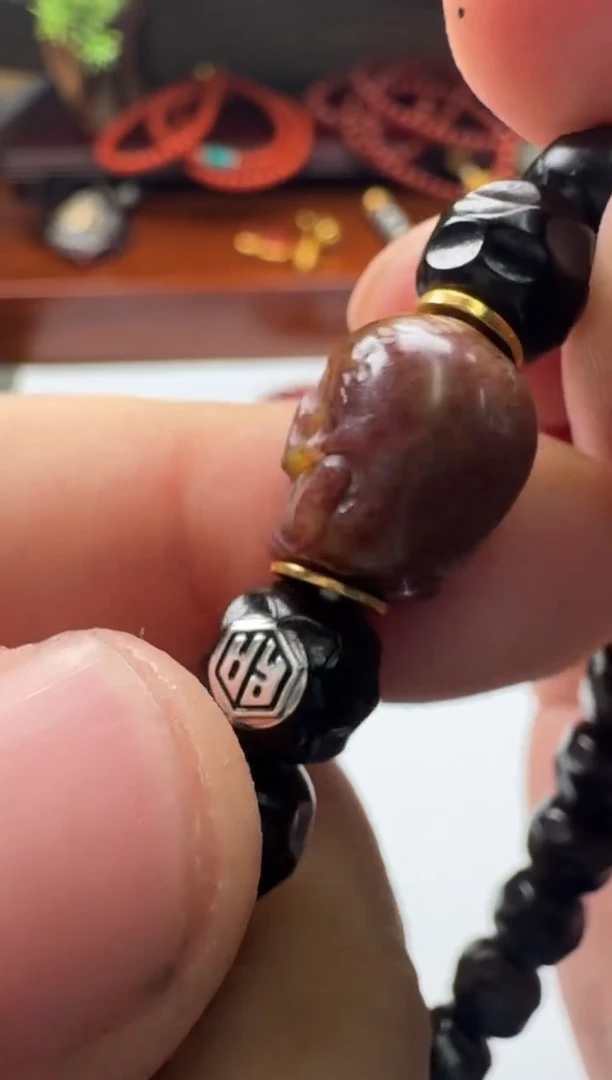 【闪购商品】椰蒂手串18K金镶嵌手串手串