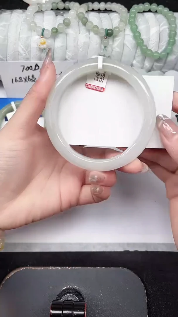 未镶嵌手镯石英质玉61-64/65