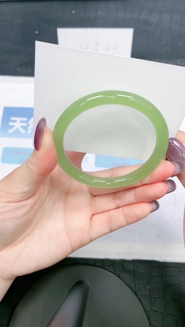 【闪购商品】石英质玉手镯未镶嵌148-57.2