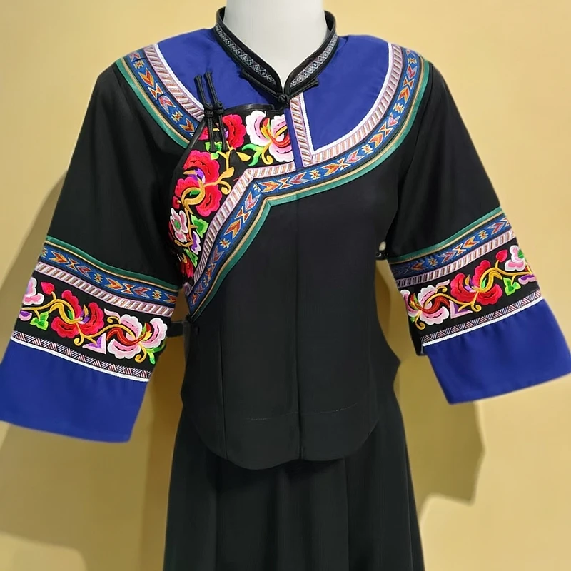 新款布依族上衣复古民族风传统刺绣领休闲生活装贵州