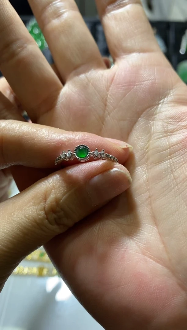 未镶嵌戒指翡翠天然A货翡翠 假一罚四