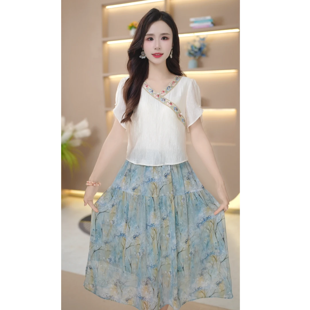 Y气质连衣裙新款国风复古设计感拼接假两件优雅裙子中长款