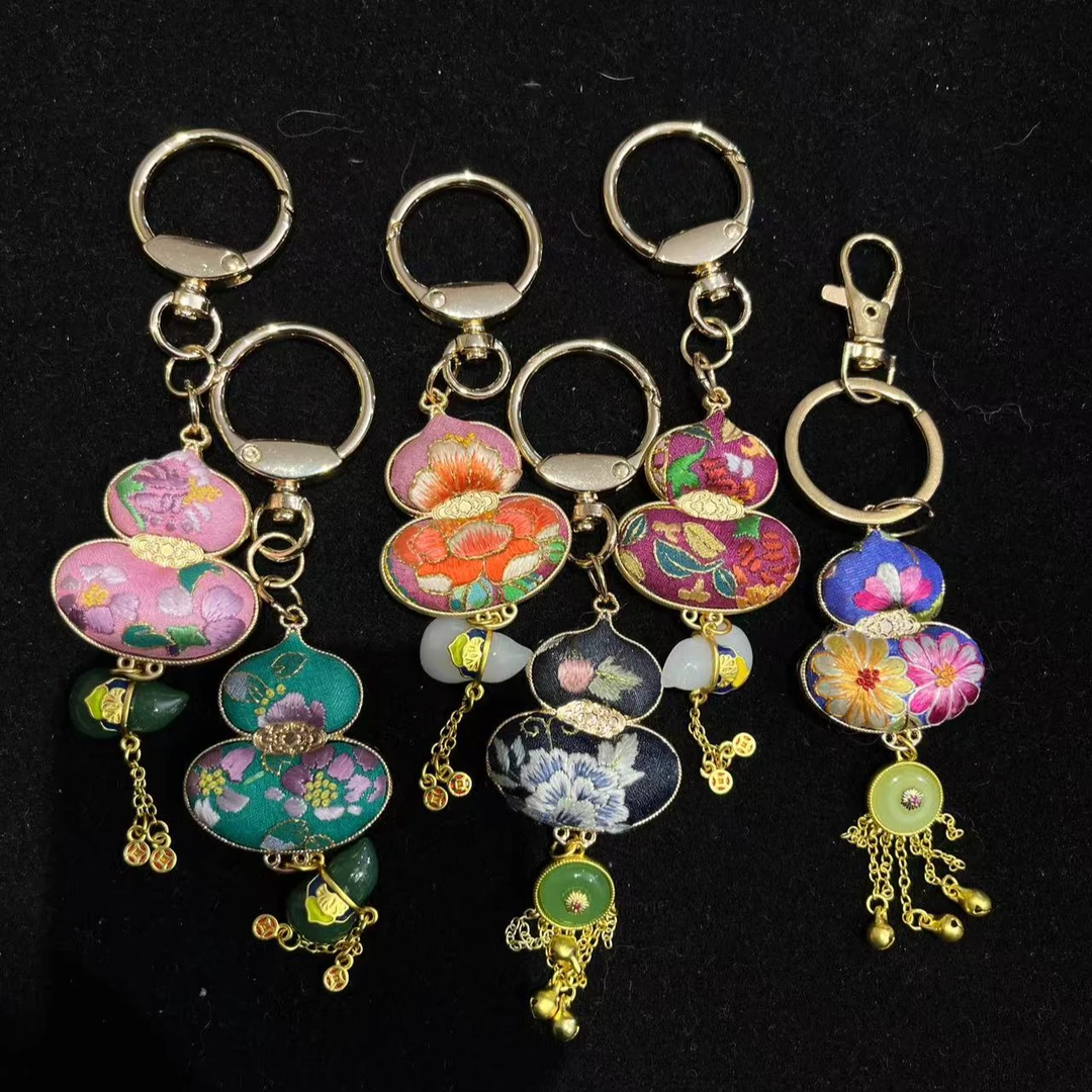 新国风苏非遗绣手工双面双色刺绣挂件钥匙扣精品饰品小挂件