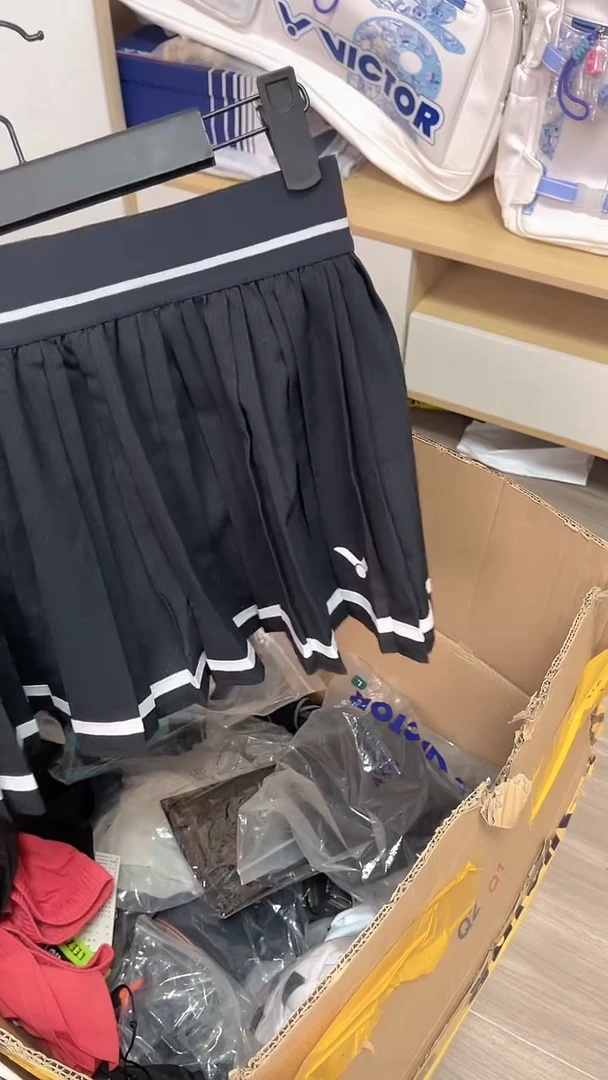 全新正品 红色短裙XL