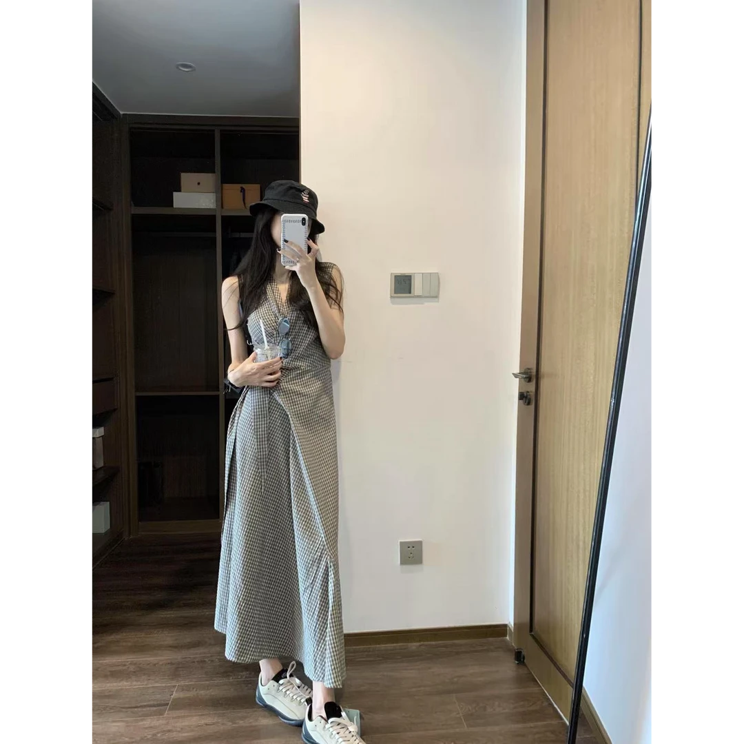 小众不撞款长裙法式气质海边度假格子无袖连衣裙子女夏2025年新款