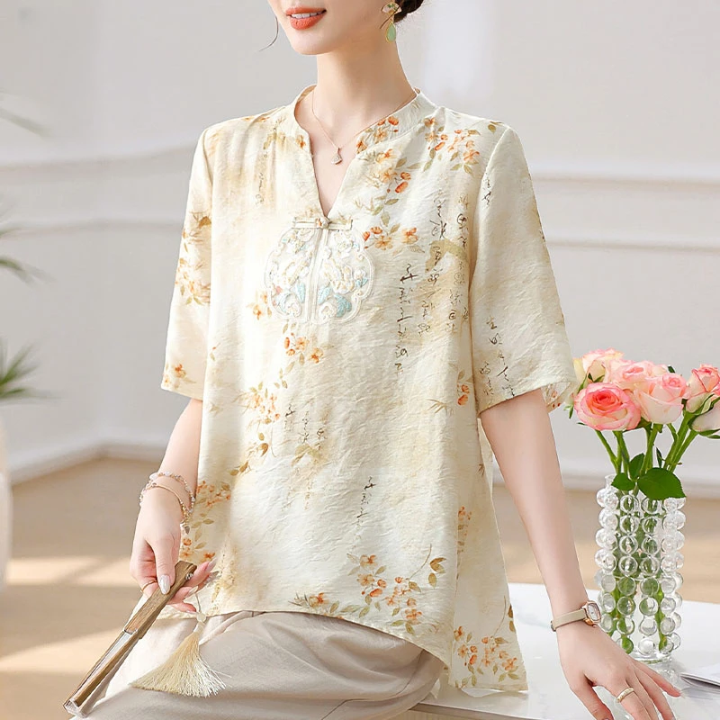中国风洋气中年妈妈套装2025新款中老年绣花上衣夏季短袖雪纺衫女