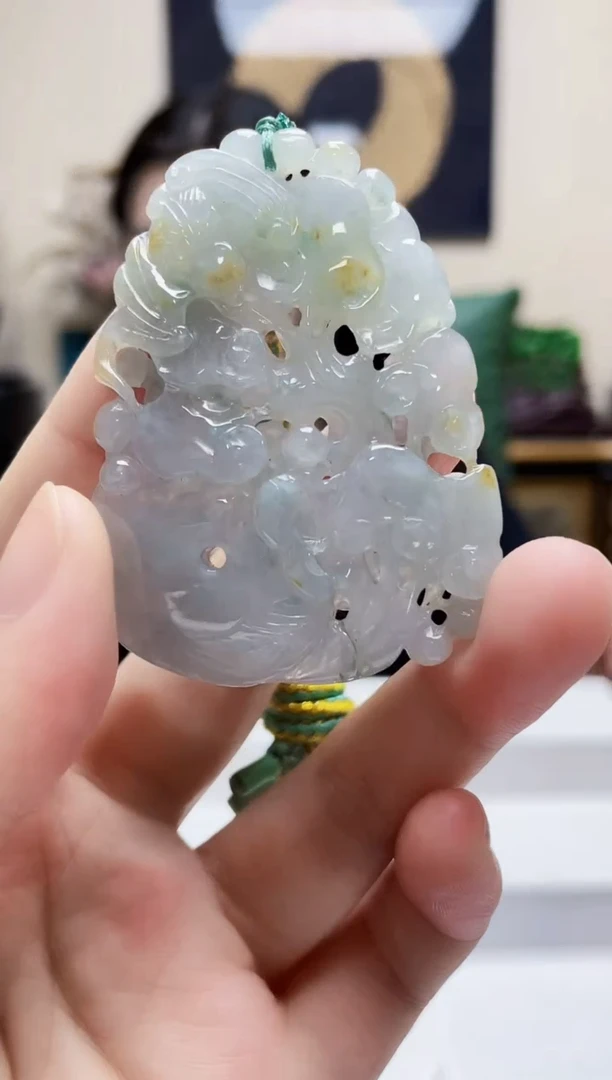 未镶嵌定制翡翠吊坠90