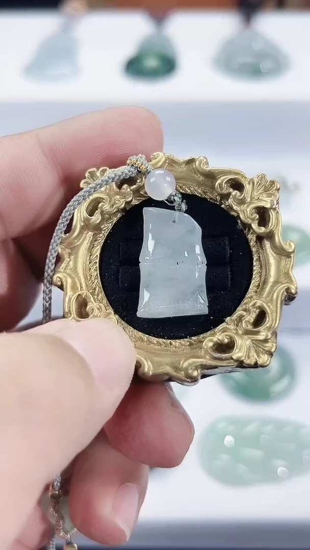 颈饰未镶嵌翡翠天然缅甸A货翡翠     小竹节