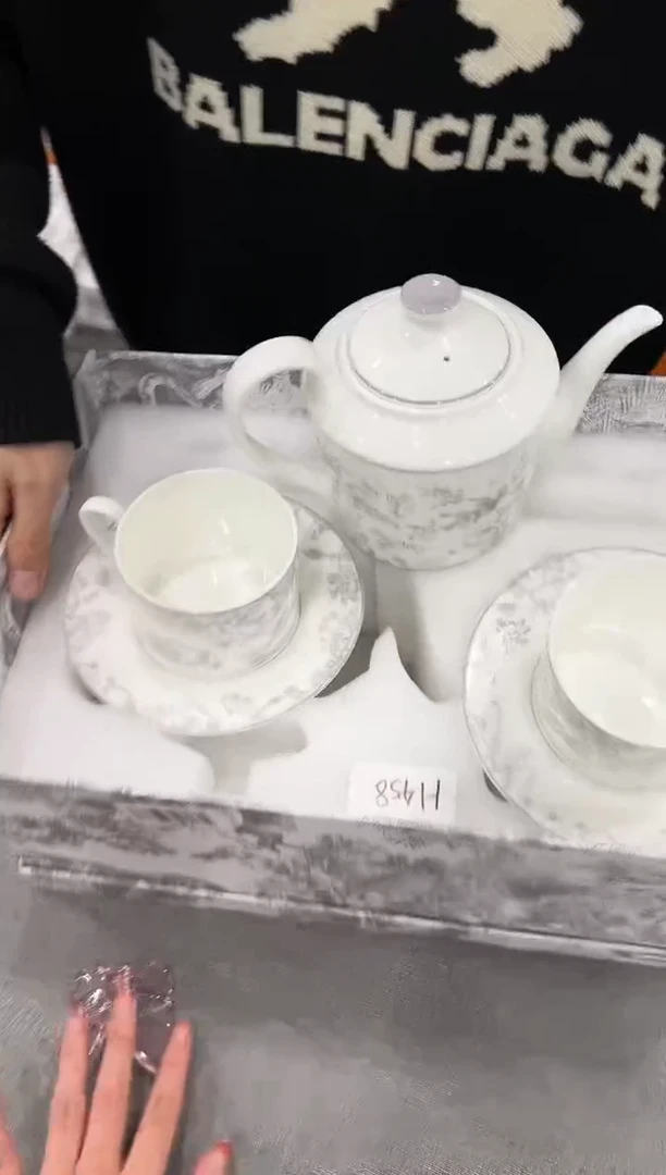 【闪购商品】杯H458--------------