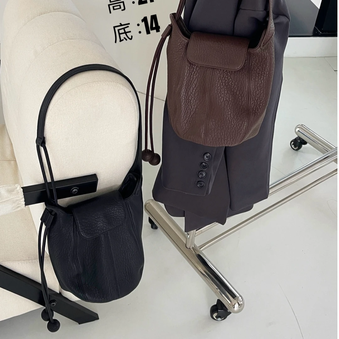 韩系休闲2025新款女包南瓜桶包泡泡纹头层羊皮单肩斜挎包真皮腋下
