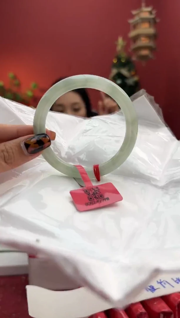 未镶嵌手镯翡翠翡翠手镯4