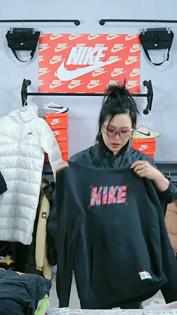 1886闪购编码运动衣以直播间过品为准尺码L