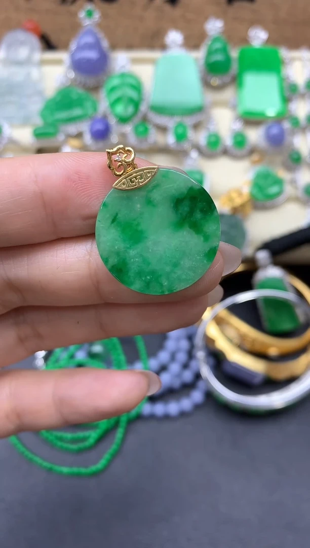 【闪购商品】翡翠颈饰18K金镶嵌149-中国好珍宝