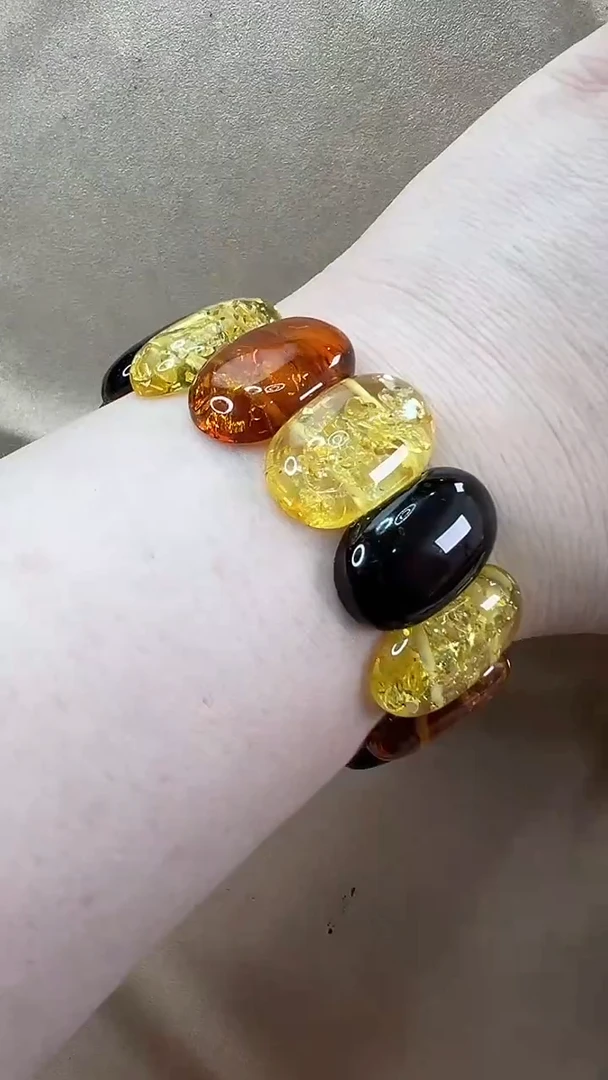 琥珀颈饰未镶嵌手串