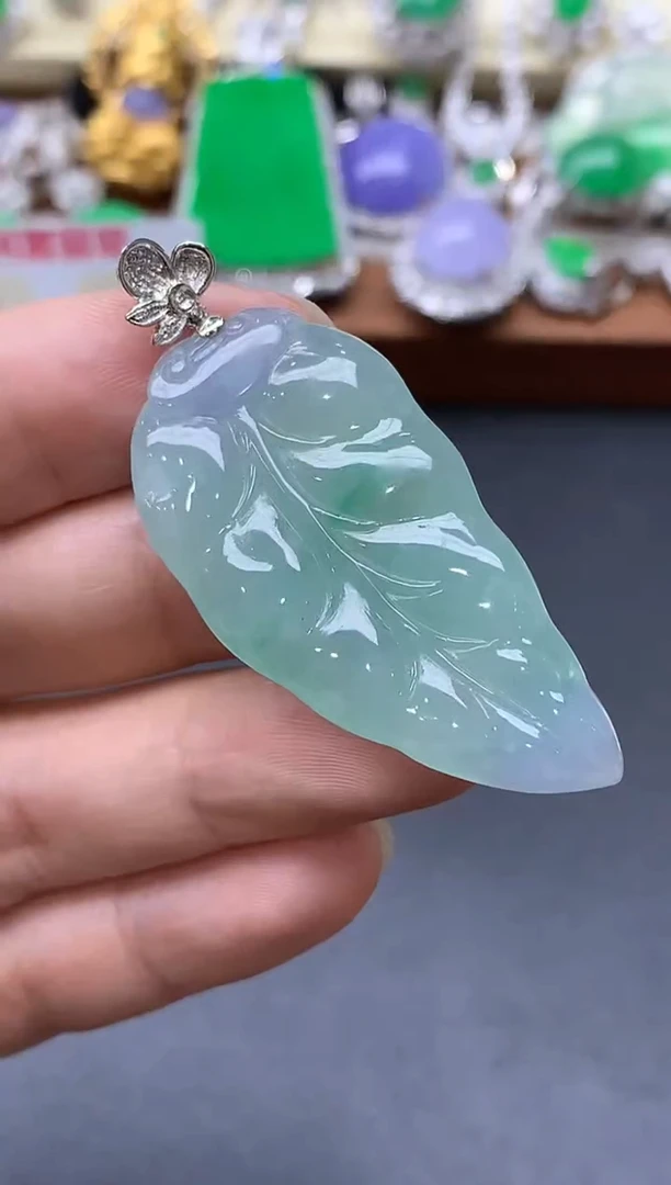 颈饰18K金镶嵌翡翠467-中国好珍宝