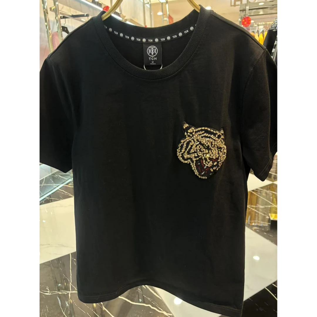 TCH服饰店播-黑色虎头T66c106020