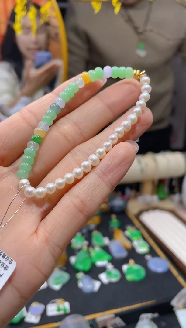 【闪购商品】翡翠颈饰足金镶嵌假一赔三