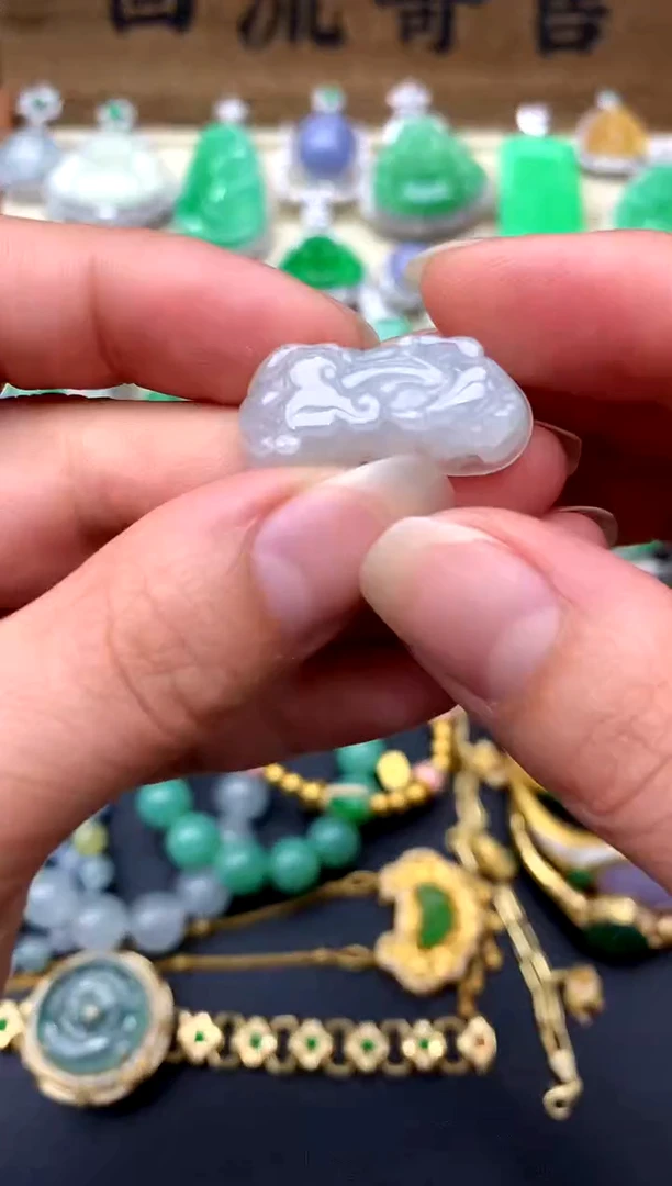 【闪购商品】翡翠颈饰未镶嵌135-中国好珍宝