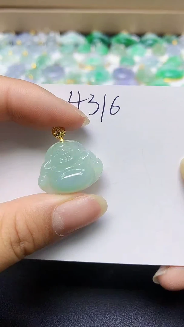 翡翠未镶嵌颈饰天然缅甸翡翠A货