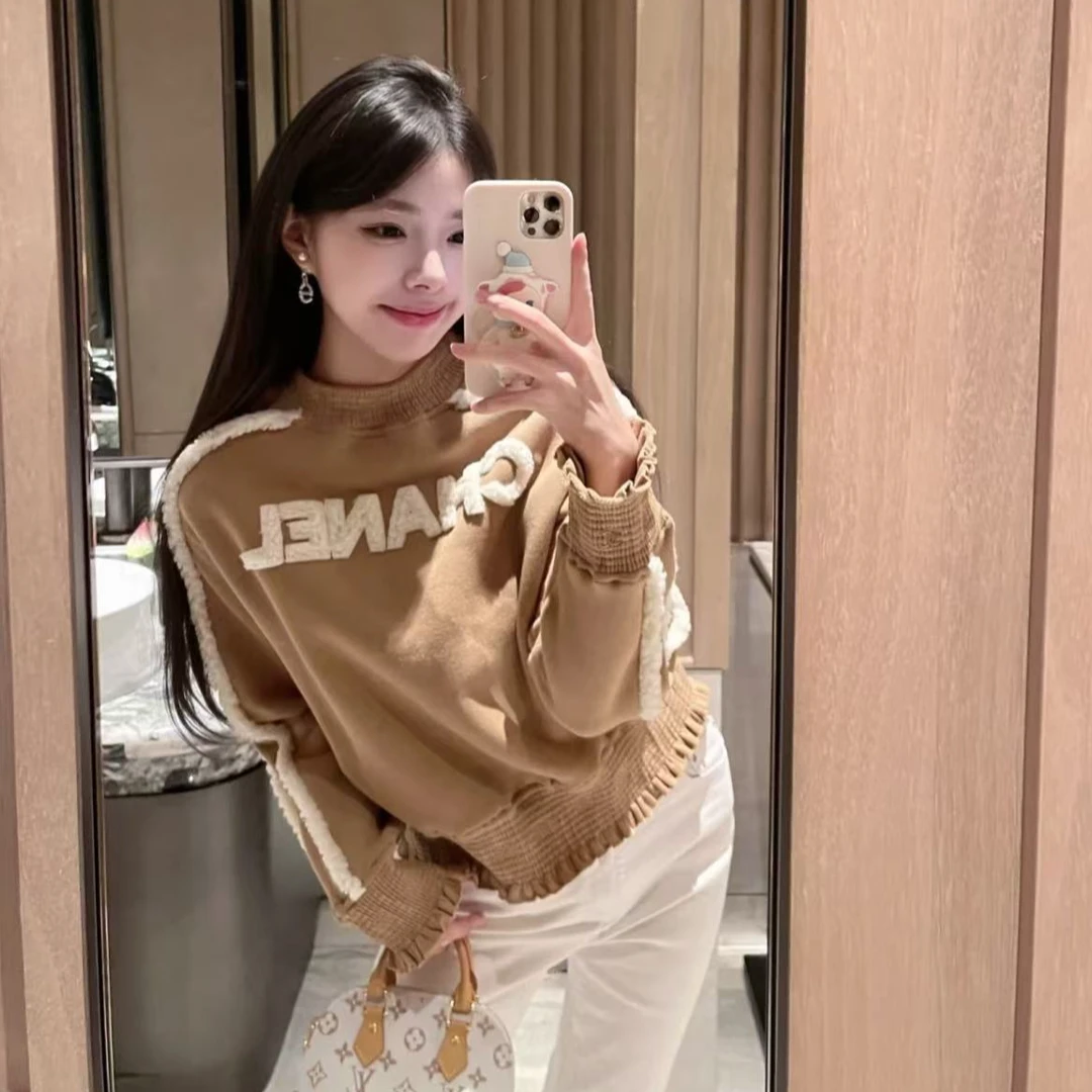 99新 Chanel/香奈儿 卡其色羊羔毛字母卫衣/F36/编号550