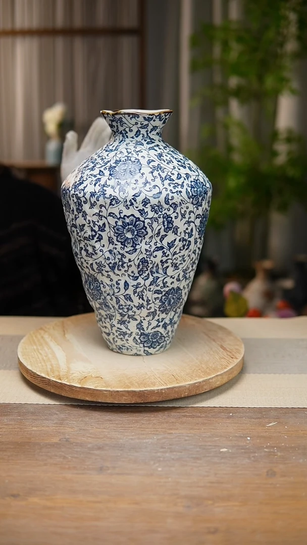 【闪购商品】陶瓷  花器青花瓷缠枝莲高脚