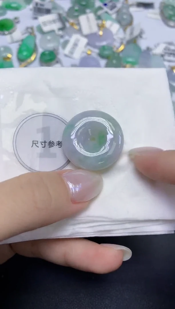 颈饰未镶嵌翡翠天然缅甸翡翠A货百元以上9元证书费自理