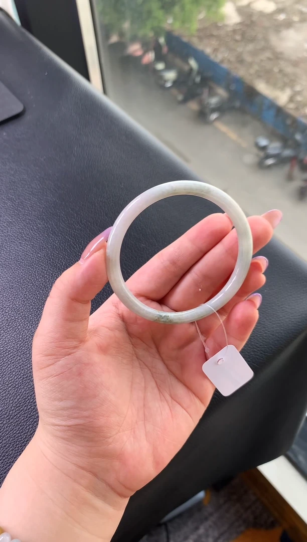 翡翠配石云****）翡翠A货无镶嵌