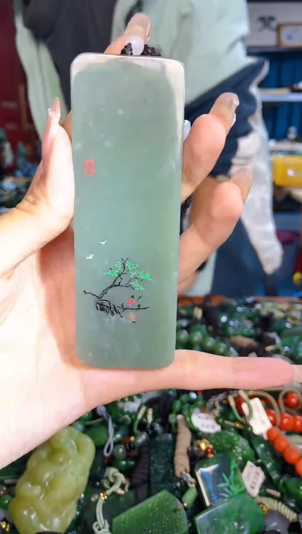 未镶嵌和田玉挂件1