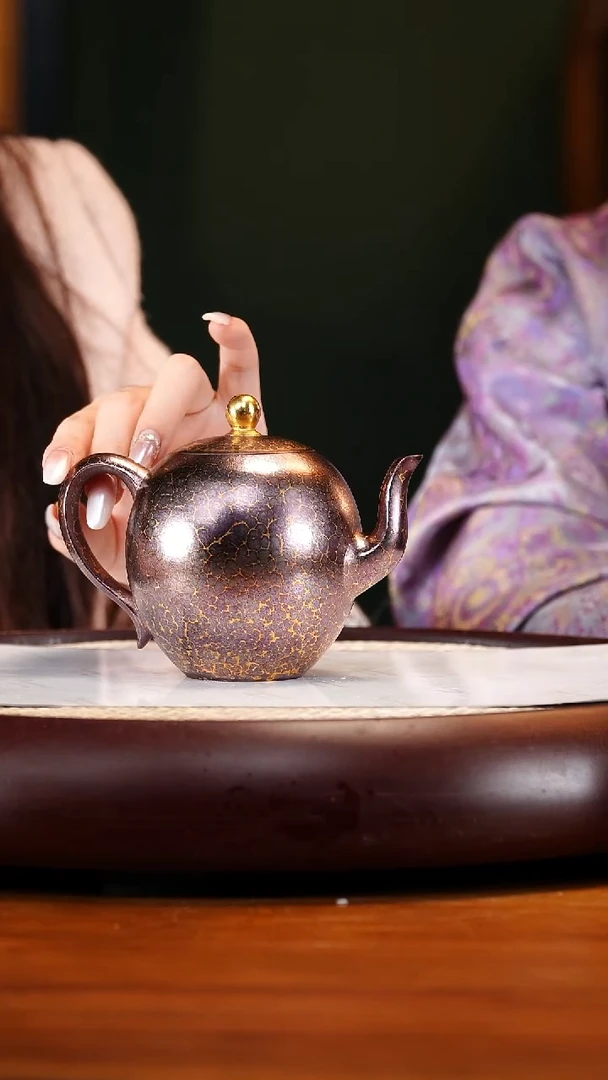 YLX51大红袍羽翎烧美人肩300cc