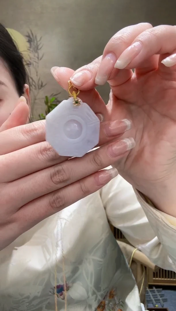 【闪购商品】翡翠颈饰未镶嵌吊坠