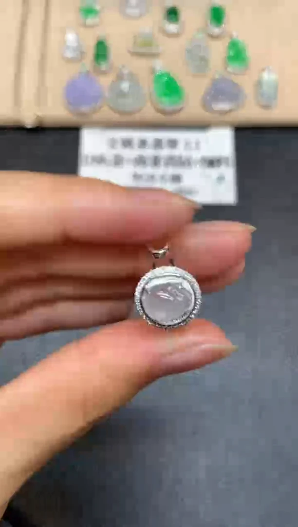 18K金镶嵌戒指翡翠貔貅【无服务费