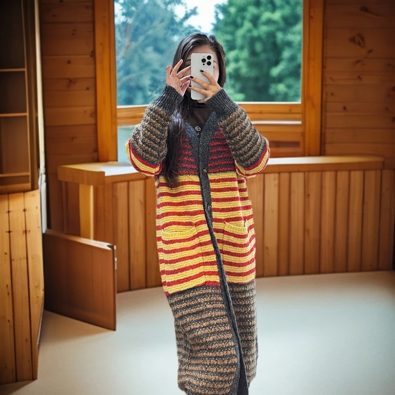 新款撞色针织开衫设计感小众女宽松百搭慵懒风毛衣秋冬中长款